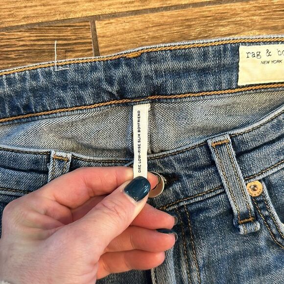 ✨ Rag’n’Bone DRE Low Rise Slim Boyfriend Jeans - Distressed Medium Wash, Size 26 - Picture 4 of 5